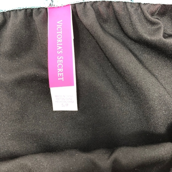 Victoria's Secret The Flirt Bandeau Purple Bikini - Picture 8 of 8